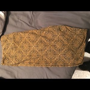 Lularoe tall and curvy leggings